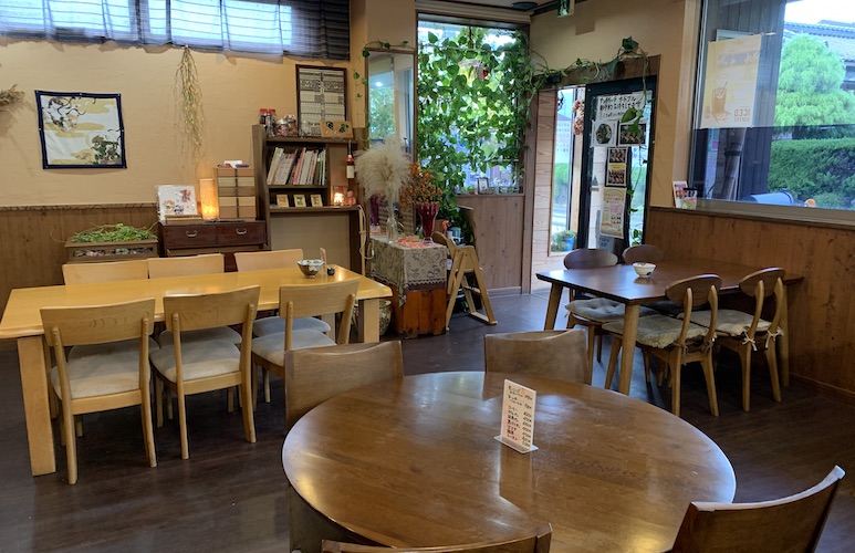 食堂カフェ 菊屋の様子